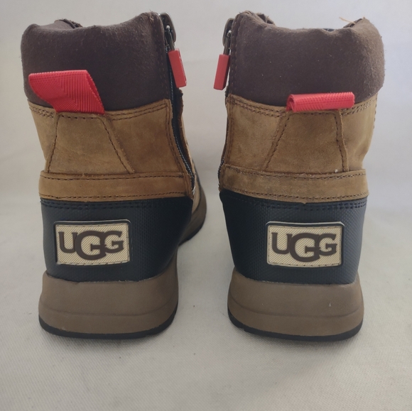 UGG Turlock Leather Winter Boots Shearling Insulated Brown Children's Sz 13 EX! - Picture 5 of 12